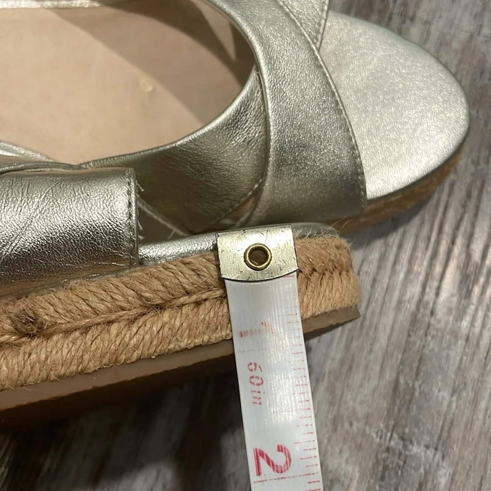 Jack Rogers Gold Espadrille Platform sandals size 8